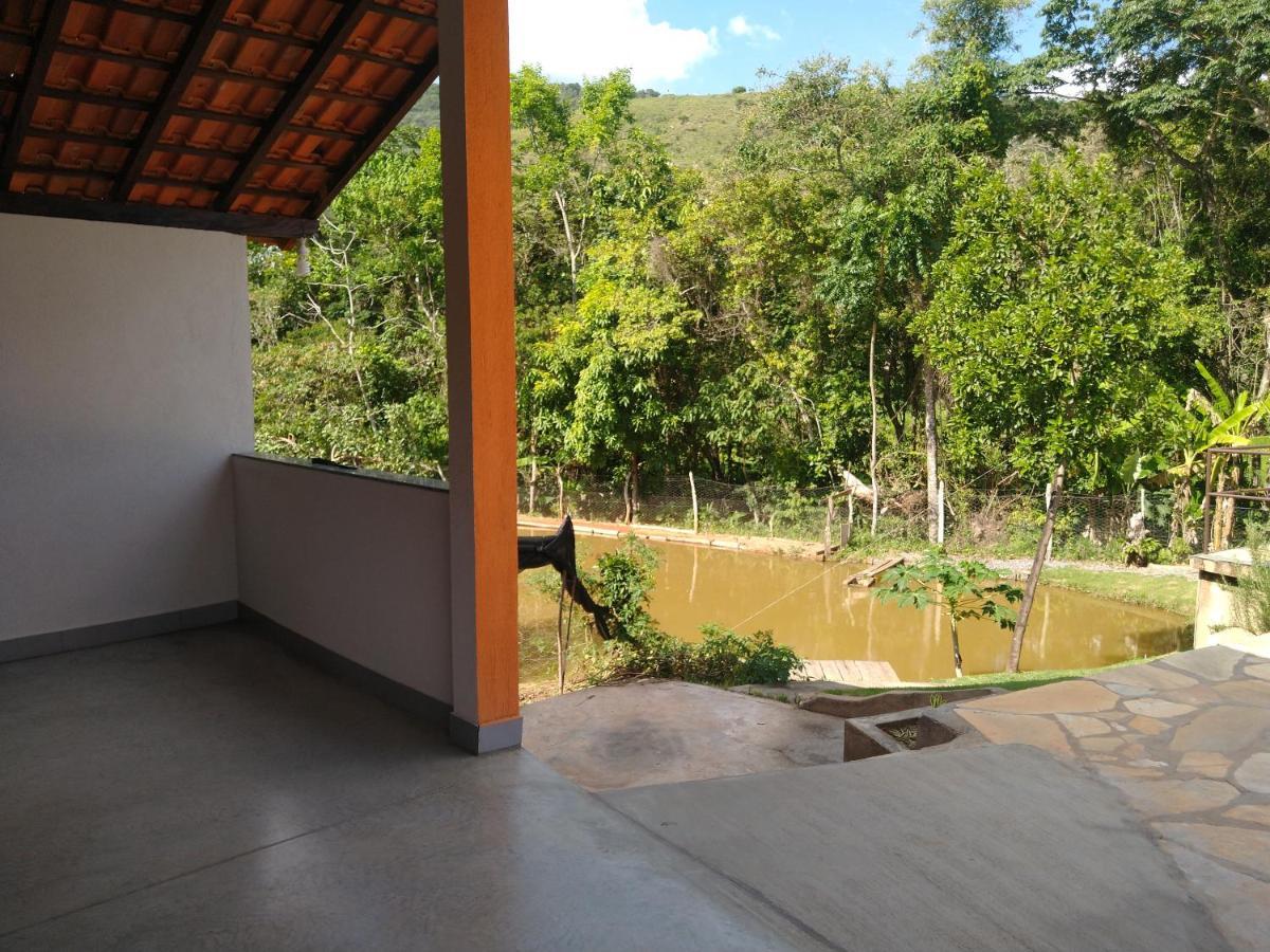 Sitio Pe Da Serra - Pousada Rural กาปีตอลิโอ ภายนอก รูปภาพ